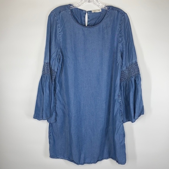 Beach Lunch Lounge Chambray Bell Sleeve Dress w/ Pockets - Picture 1 of 11